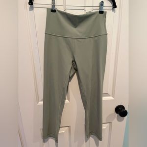 Lululemon Wunder Under High-Rise Crop 21" *Full-On Luxtreme